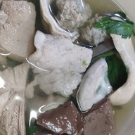 โอชิน ต้มเลือดหมู จิงจูฉ่าย