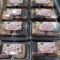 เครปนั่นน๊า ถ.แจ้งสนิท มีที่เดียวเท่านั้น