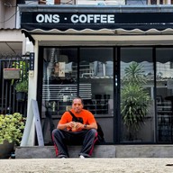 หน้าร้าน ONS Coffee / Of course Not Specialty Coffee