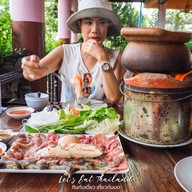 ร้านอาหารเรือนไทยสวนน้ำ