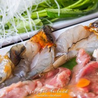 ร้านอาหารเรือนไทยสวนน้ำ