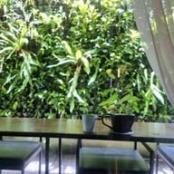 บรรยากาศ Madison Hotel & Cafe ท่าศาลา