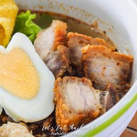 ก๋วยเตี๋ยวทางโค้ง