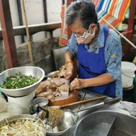 ร้านก๋วยเตี๋ยวเป็ดเจ๊รีย์คอนแวนต์(เจ้าเก่า)