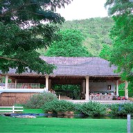 The Scenery Vintage Farm And Resort