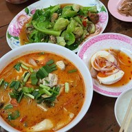 ข้าวต้มบาทเดียว ยงเจริญ(เจ้าเก่า)