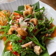 เมนูของร้าน ร้านปลาเขื่อนทองผาภูมิ