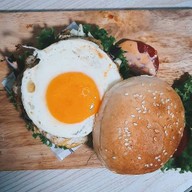 burger camp bar | เบอร์เกอร์ แค้มป์บาร์