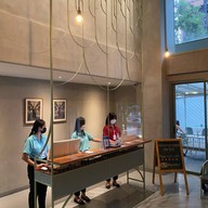 Samsen The Street Hotel