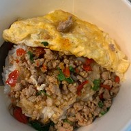 ตู้กะเพรา บางนา