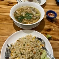 เมนูของร้าน Sister พี่แตนอาหารตามสั่ง