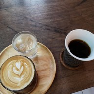 เมนูของร้าน พราวคัพ คอฟฟี่ โชคชัยสี่ ซอย 54