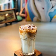 Three Little Birds Cafe on Lonely Avenue