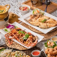 สวนอาหาร สราญ Restaurant & Coffee Bar