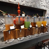 อนันตราวาคเคชั่นคลับ ไม้ขาวภูเก็ต