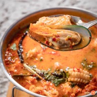 เมนูของร้าน สวนอาหาร สราญ Restaurant & Coffee Bar