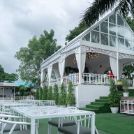 สวนอาหาร สราญ Restaurant & Coffee Bar