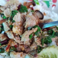 กะเพราลุงจุก