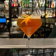 เมนูของร้าน Dibuk House