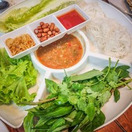 อ้วนผอม เมี่ยงปลาเผา ท่าน้ำนนทบุรี