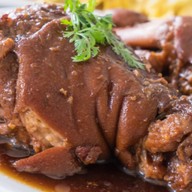 ขาหมูบ่อนไก่ ร้านระเบียงทอง บ่อนไก่ ลุมพินี