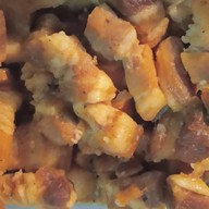 หมูหลบเเดด -