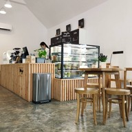 บรรยากาศ Khaoyai Shooting & Cafe'