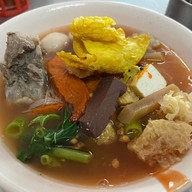 ก๋วยเตี๋ยวยกล้อ
