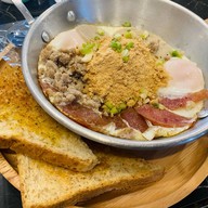 EAT @The Vita Plus (โครงการเดอะวีต้าพลัส)