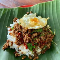 เมนูของร้าน รัชนีตามสั่ง สำนักงานที่ดิน บ้านค่าย