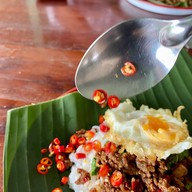 รัชนีตามสั่ง สำนักงานที่ดิน บ้านค่าย