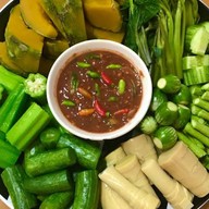 ยำตำตลบ กาญจนบุรี