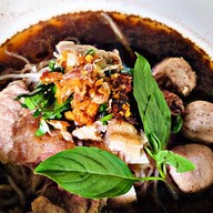 ก๋วยเตี๋ยวเรือบวกหาด