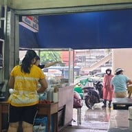 บรรยากาศ ก๋วยเตี๋ยวเนื้อจิตร์กมล  วงเวียนใหญ่