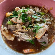 เมนูของร้าน ก๋วยเตี๋ยวป้านาง