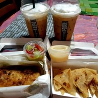 ร้อยคาเฟ่ by ร้อยชาชัก หลังเมเจอร์ปากเกร็ด ปากเกร็ด