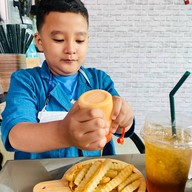 ร้อยคาเฟ่ by ร้อยชาชัก หลังเมเจอร์ปากเกร็ด ปากเกร็ด