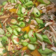 ข้าวราดแกงเจี๊ยบสุพรรณ จตุจักร