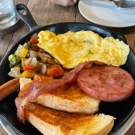 เมนูของร้าน YOLK