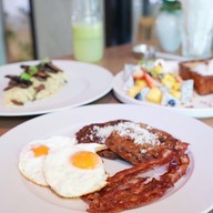 Cilantro Brunch and Bar