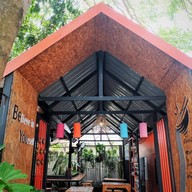 หน้าร้าน The 11 House (บ้านคลอง11)