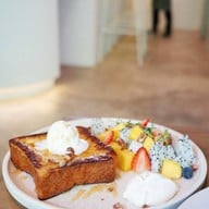 Cilantro Brunch and Bar