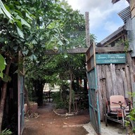 บ้านริมน้ำตลาดน้อย