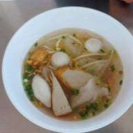 เมนูของร้าน เหล่าเฮงลูกชิ้นปลา ถนนราชพฤกษ์