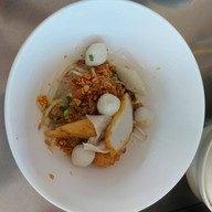 เมนูของร้าน เหล่าเฮงลูกชิ้นปลา ถนนราชพฤกษ์