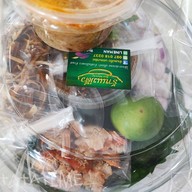 เมนูของร้าน ร้านแม่ติ๋ว ปลาแนม-ไส้กรอก ตลาด บอง มาร์เช่