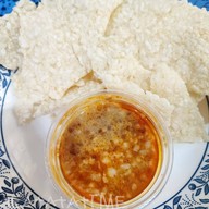 เมนูของร้าน ร้านแม่ติ๋ว ปลาแนม-ไส้กรอก ตลาด บอง มาร์เช่