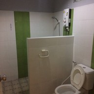 อเมซอน วิลเลจ