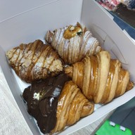 เมนูของร้าน Croissant Factory Croissant Factory