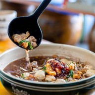 ก๋วยเตี๋ยวเรือดำเนินฯ ไม่มีสาขา